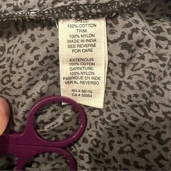 Free People 3/4 Sleeve Blouse Gray Leopard Print Lace Button Front Boho Sz 6 Med - Picture 7 of 8